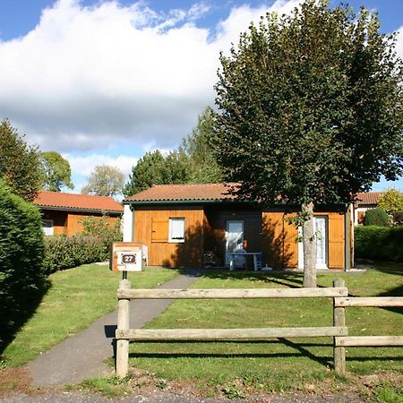 Gîte Usson-en-Forez, 3 pièces, 4 personnes - FR-1-496-163 Extérieur photo